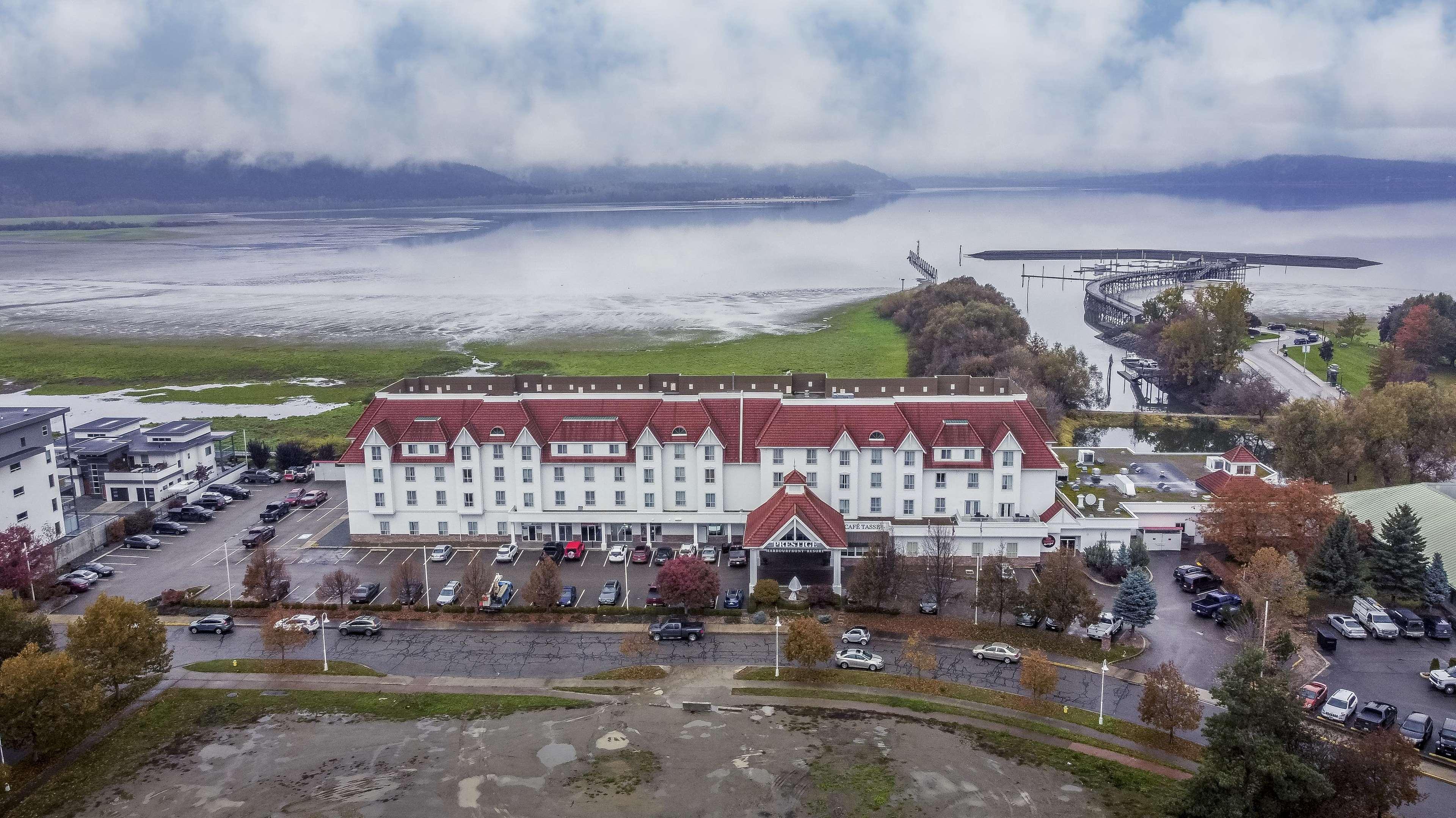 Prestige Harbourfront Resort, Worldhotels Luxury Salmon Arm Luaran gambar