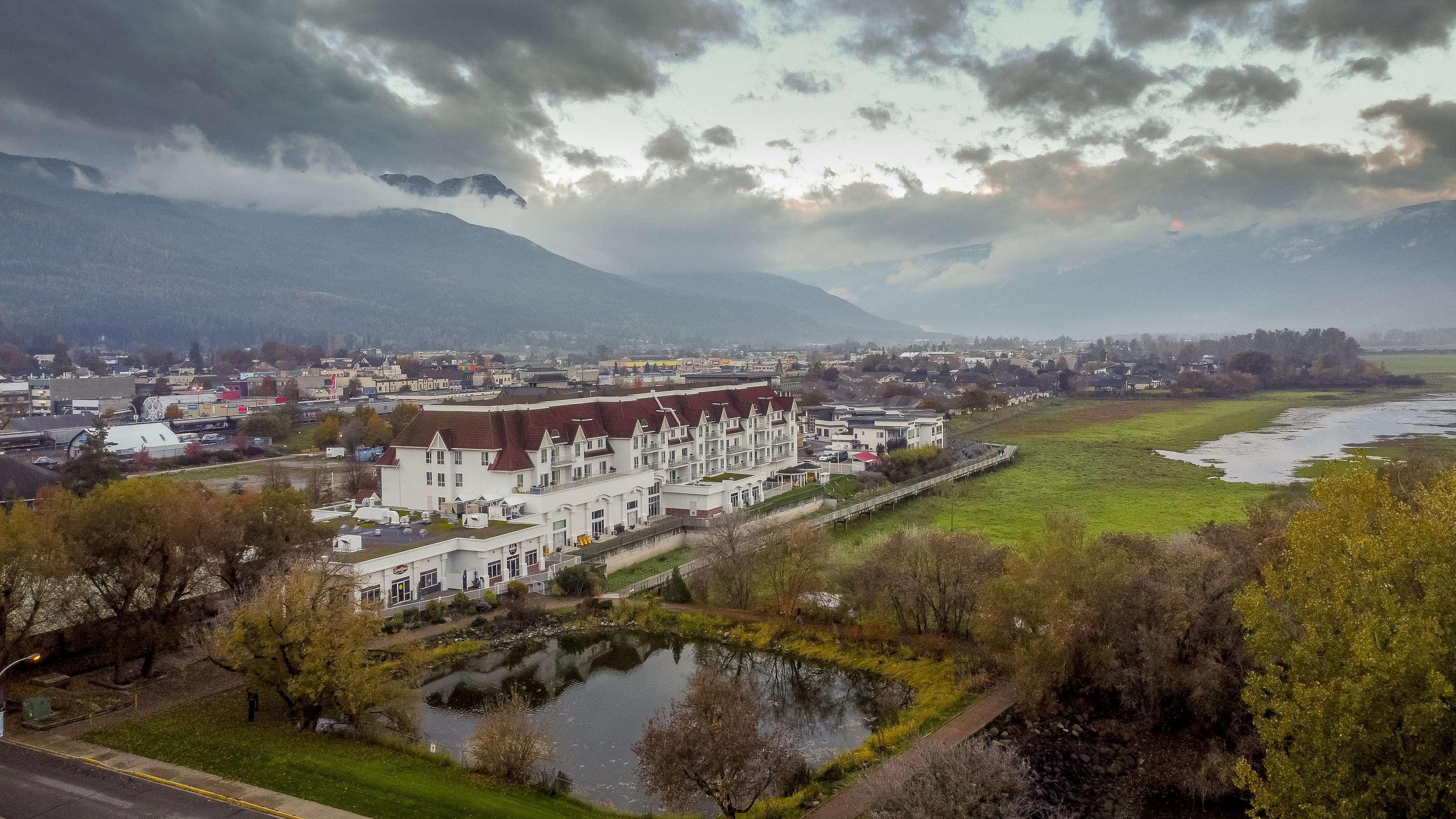 Prestige Harbourfront Resort, Worldhotels Luxury Salmon Arm Luaran gambar