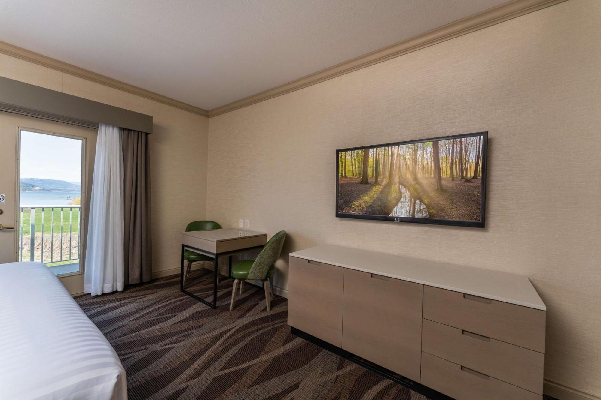 Prestige Harbourfront Resort, Worldhotels Luxury Salmon Arm Luaran gambar