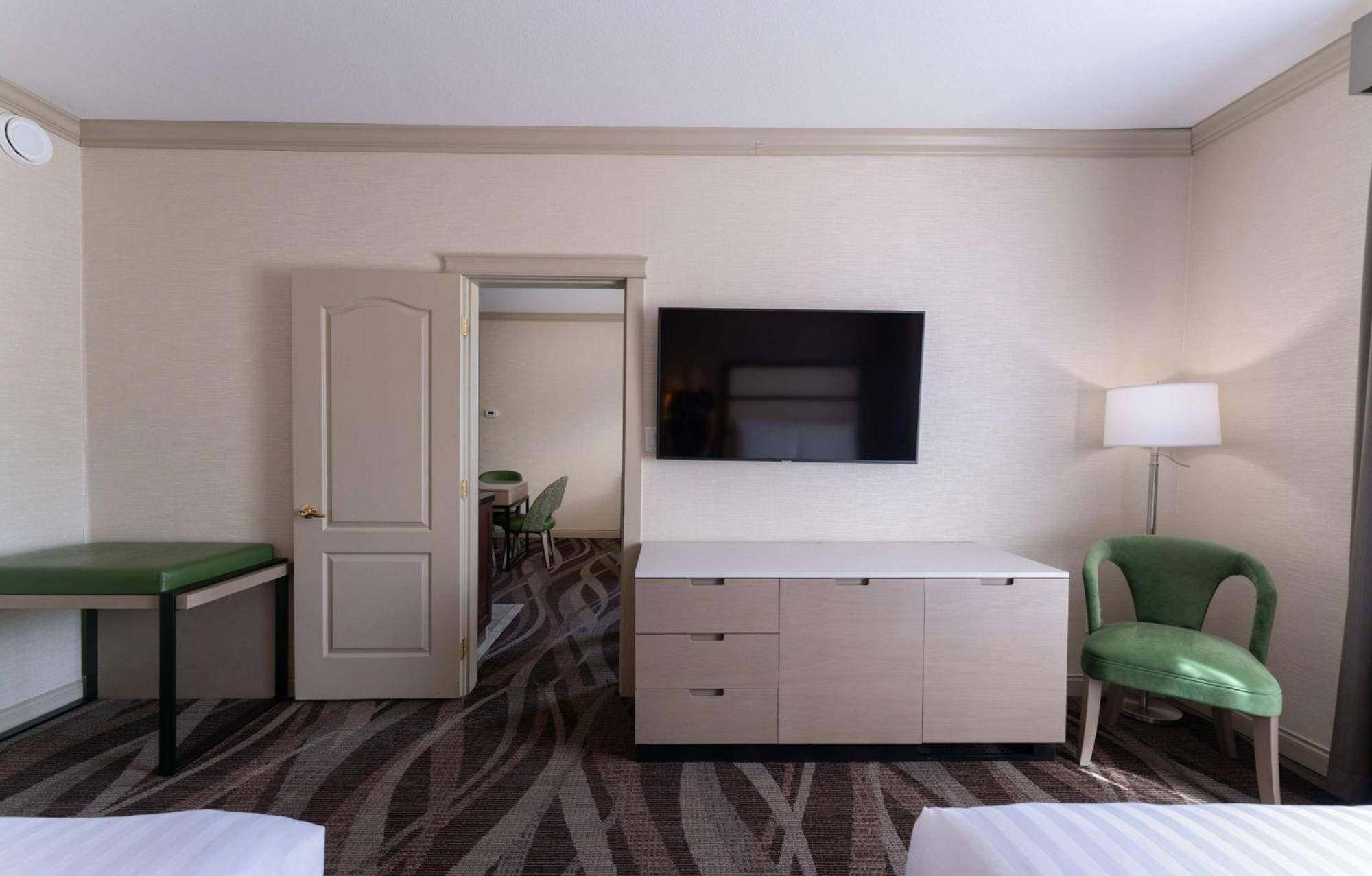 Prestige Harbourfront Resort, Worldhotels Luxury Salmon Arm Luaran gambar